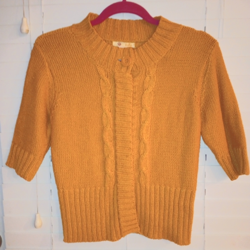 Women's Tulle Button up Short Sleeve Sweater  size Medium
